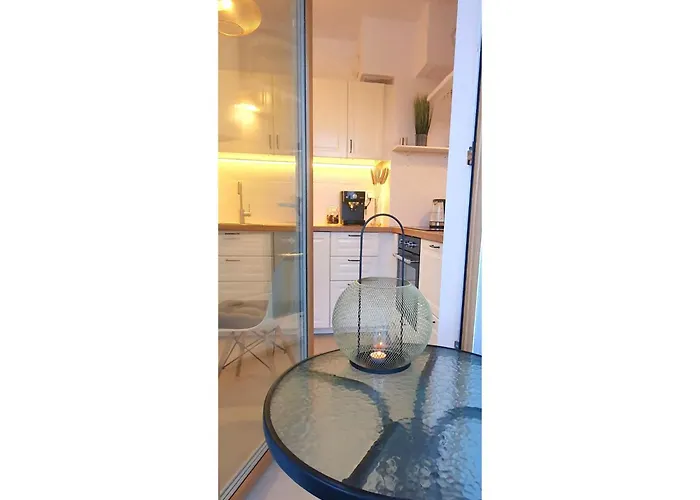 Krakowska Sunny شقة