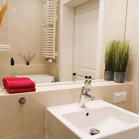Krakowska Sunny Apartment Breslau